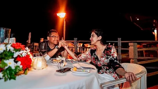 Romantis Banget, Ini 4 Selebriti yang Dilamar di Atas Kapal