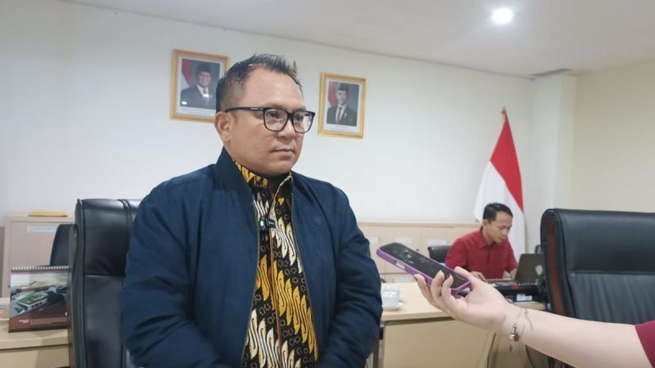 DPRD Soroti 'Hujan Mikroplastik' di Jakarta: Apakah Partikel Tak Kasat Mata Ini Ancam Kesehatan Warga?