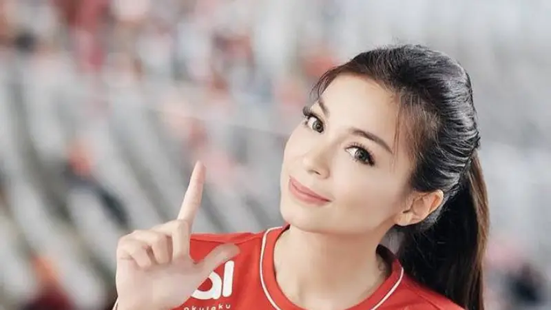 Presenter acara bola cantik ini juga pernah dilecehkan (Hak Cipta: © instagram.com/sandraolga/pit)