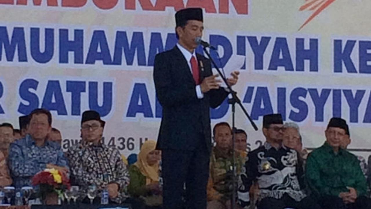 Presiden Jokowi hadiri pembukaan Muktamar Muhammadiyah di Makassar