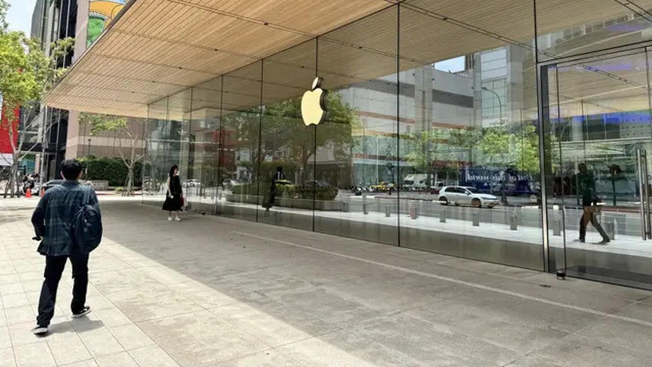 Tak Cuma Investasi, Menperin Ingin Apple Buka Lapangan Kerja di Indonesia