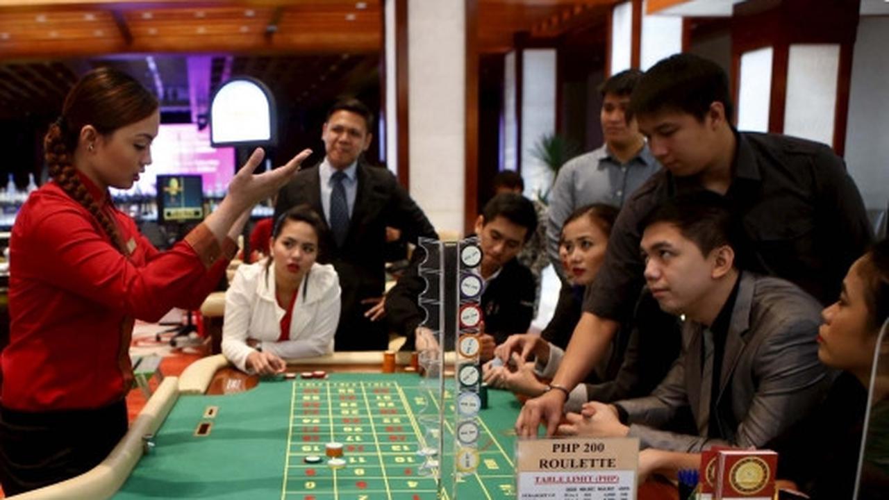 Menengok geliat perjudian di Filipina, tua hingga muda ikut taruhan