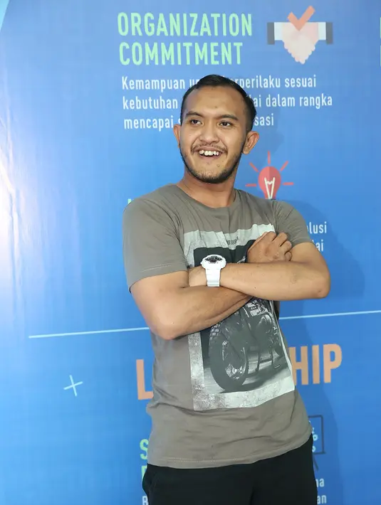 Meski tak berperan sebagai juri dalam audisinya, Caisar pun memiliki kriteria untuk teman yang mendampinginya berjoget nanti. Semangat dan talenta yang segar adalah yang diinginkan Caisar untuk temannya nanti. (Bambang E.Ros/Bintang.com)