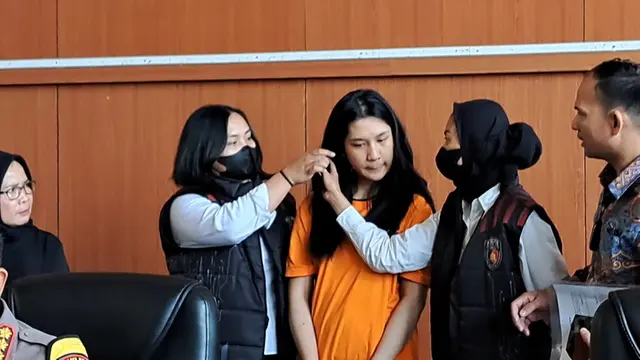 Ghisca Debora Aritonang (19) tersangka kasus penipuan tiket konser Coldplay. (Istimewa)