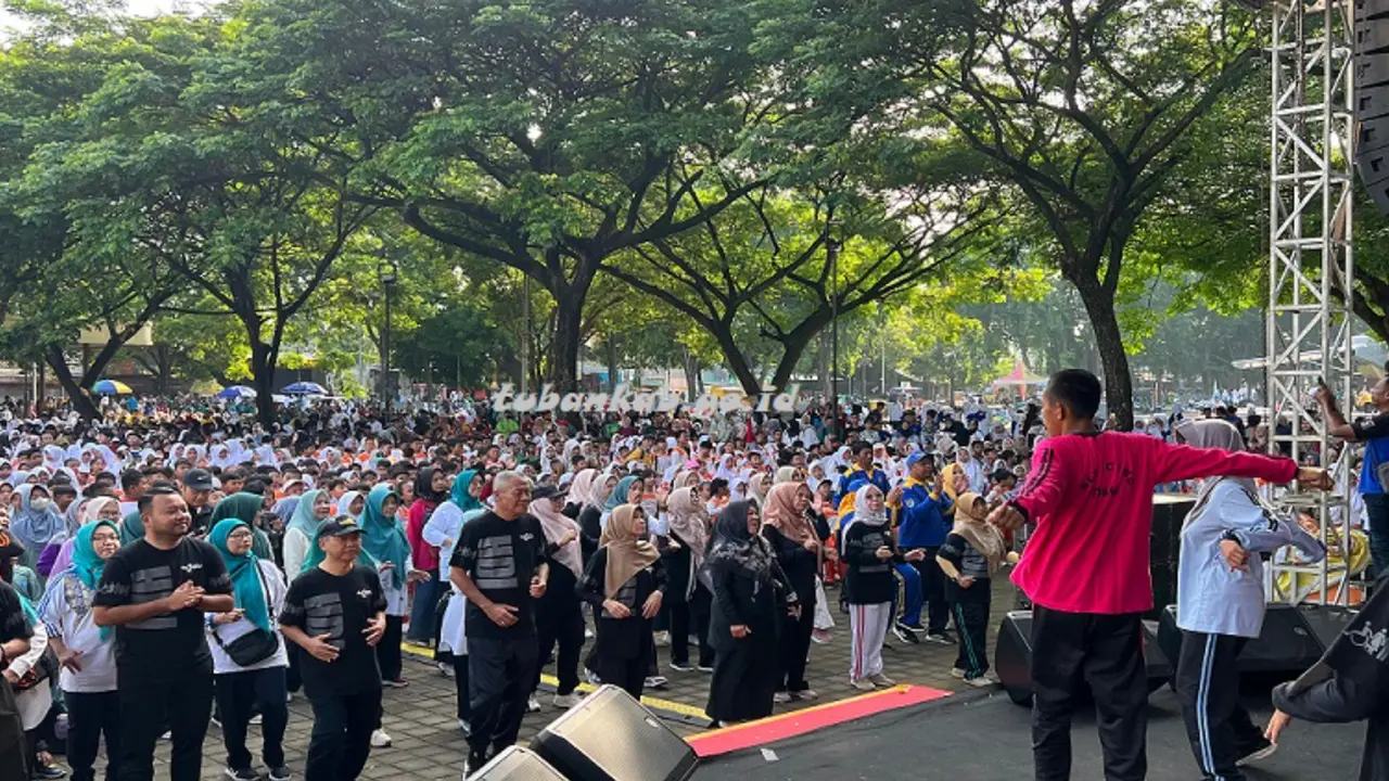 Warga Tuban Sambut Hari Disabilitas Internasional dengan Senam Bersama dan Belajar Bahasa Isyarat