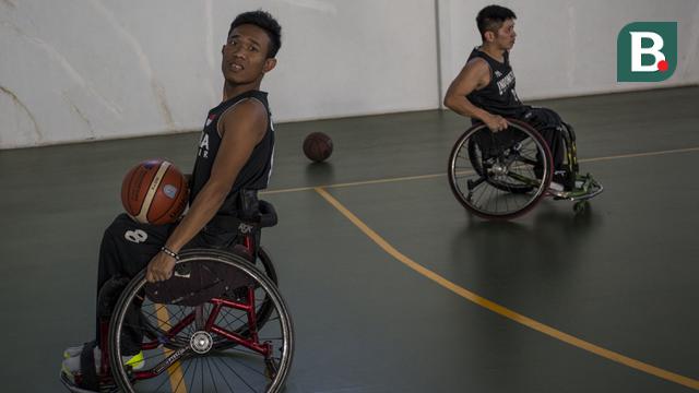 Latihan Basket Kursi Roda