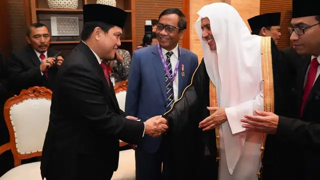 Menteri BUMN Erick Thohir menghadiri Konferensi Tingkat Tinggi (KTT) Internasional Para Pemimpin Agama atau R20 Indonesia 2022 di Hotel Grand Hyatt, Kabupaten Badung, Bali, Rabu (2/11/2022). (Photo credit : Kementerian BUMN)