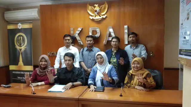 Aliansi Mahasiswa dan Pelajar (AMPP) ke Komisi Perlindungan Anak Indonesia di Gedung KPAI, Jakarta, Jumat (28/2/2020).