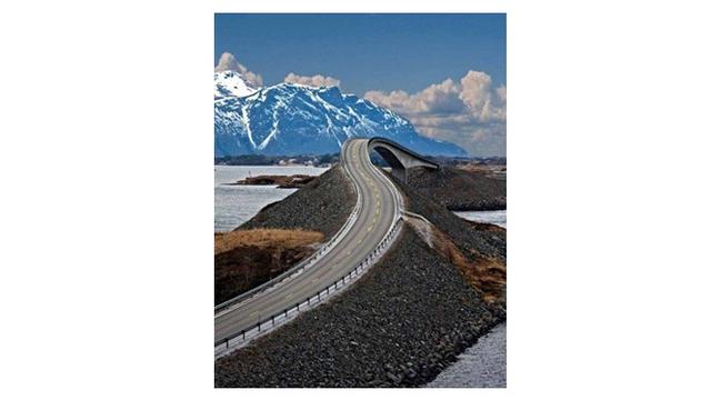 Jembatan Storseisundet