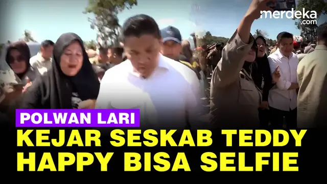 Seskab Teddy 'Dikepung' Emak-emak Hingga Dikejar Polwan buat Selfie, Paspampres Bantu Jaga