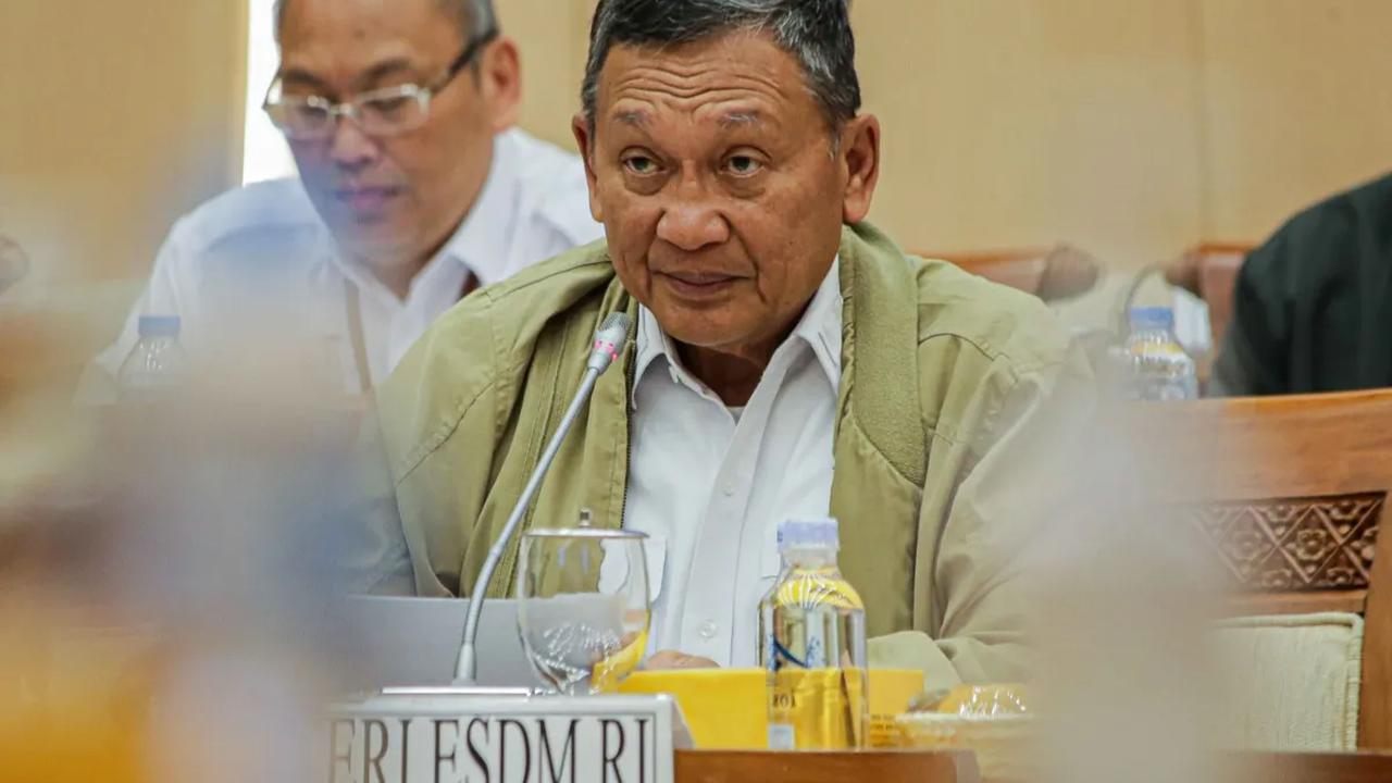 "Kan Vale-nya ada, sumitomonya ada. Totalnya 14 persen, enggak 7 persen-7 persen. Yang mana yang lebih banyak yang mana yang lebih rela," imbuh dia.&nbsp;