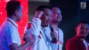 Menpora Imam Nahrawi saat membacakan puisi saat acara Pekan Pancasila di Mall Citos, Jakarta (3/6). Acara ini mengajak warga untuk mengamalkan Pancasila serta mengakui dirinya dengan "Saya Indonesia Saya Pancasila.” (Liputan6.com/Gempur M Surya)