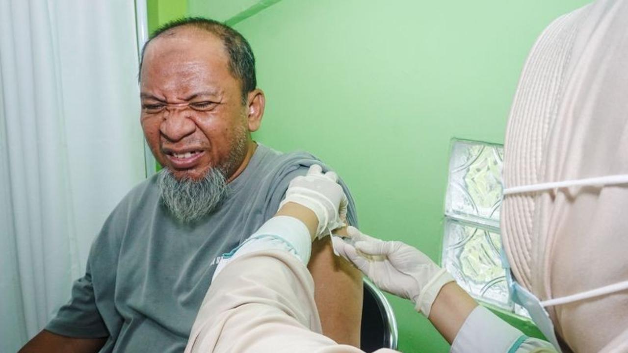 Kemenhaj Fasilitasi Vaksin Meningitis untuk Petugas Haji, Jamin Perlindungan Kesehatan