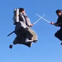 Pertarungan samurai di atas langit. (Sumber Foto: Kapanlagi.com)