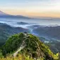 Gunung Kukusan di Magelang. (Dok: IG @ @adityabagussantoso&nbsp;https://www.instagram.com/p/9k5rHBHhEN/?igsh=eHIxbmZ0dTdpb2Mz)