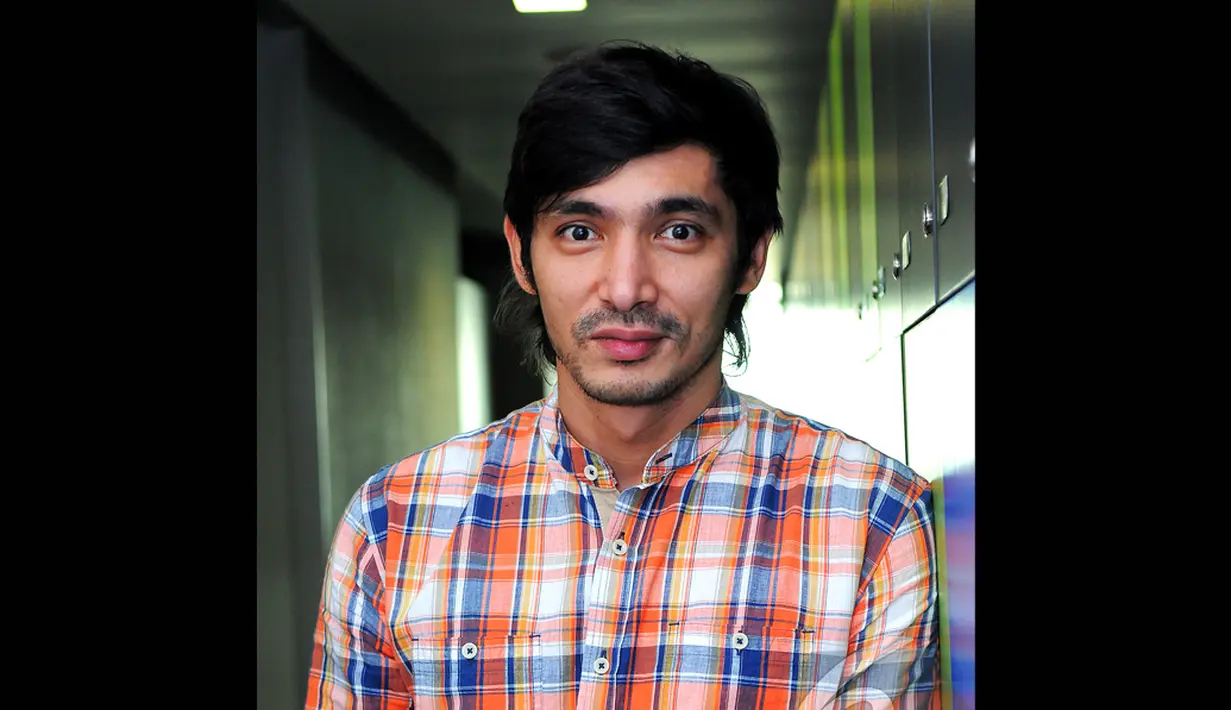 Robertino mengganti namanya menjadi Abimana Aryasatya. Pria berdarah Spanyol-Tionghoa itu melakukannya karena nama itu nama ayah yang tidak pernah ditemuinya, Jakarta, Rabu (6/8/2014) (Liputan6.com/Faisal R Syam)