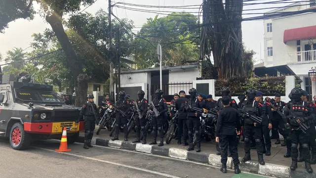 Situasi KPU menjelang pendaftaran Prabowo-Gibran.