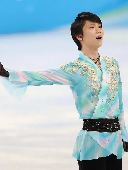 Dia adalah pria Jepang pertama yang memenangkan medali emas Olimpiade dalam figure skating pada Olimpiade Musim Dingin 2014 di Sochi, Rusia. (Instagram/yuzuruoi).