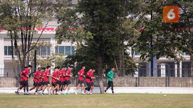 Foto: Timnas Indonesia U-24 Gelar Latihan Jelang Bertolak ke China untuk Asian Games 2022, 7 Pemain Telat Gabung