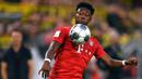 1. David Alaba (Bayern Munchen) - David Alaba salah satu pemain terbaik yang dimiliki Bayern Munchen pada kompetisi liga Jerman saat ini. Pemain berusia 28 tahun ini mampu bermain sebagai bek tengah, bek kiri dan juga gelandang bertahan. (AFP/Marius Becker/dpa)