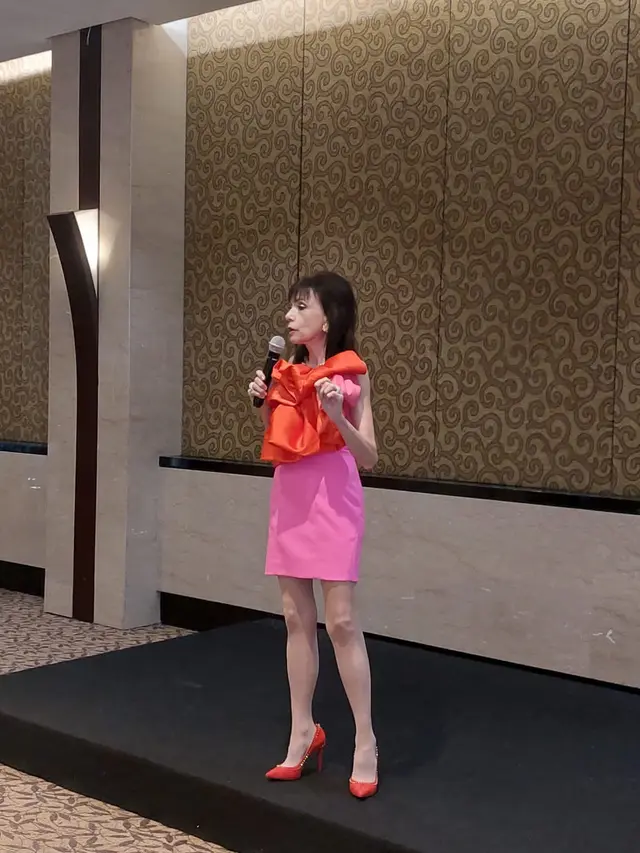 Xanya Sofra sebagai salah satu pembicara dalam gelar wicara “Hormonal Imbalance bersama Lavalen” di Jakarta, Kamis (27/10/2022).