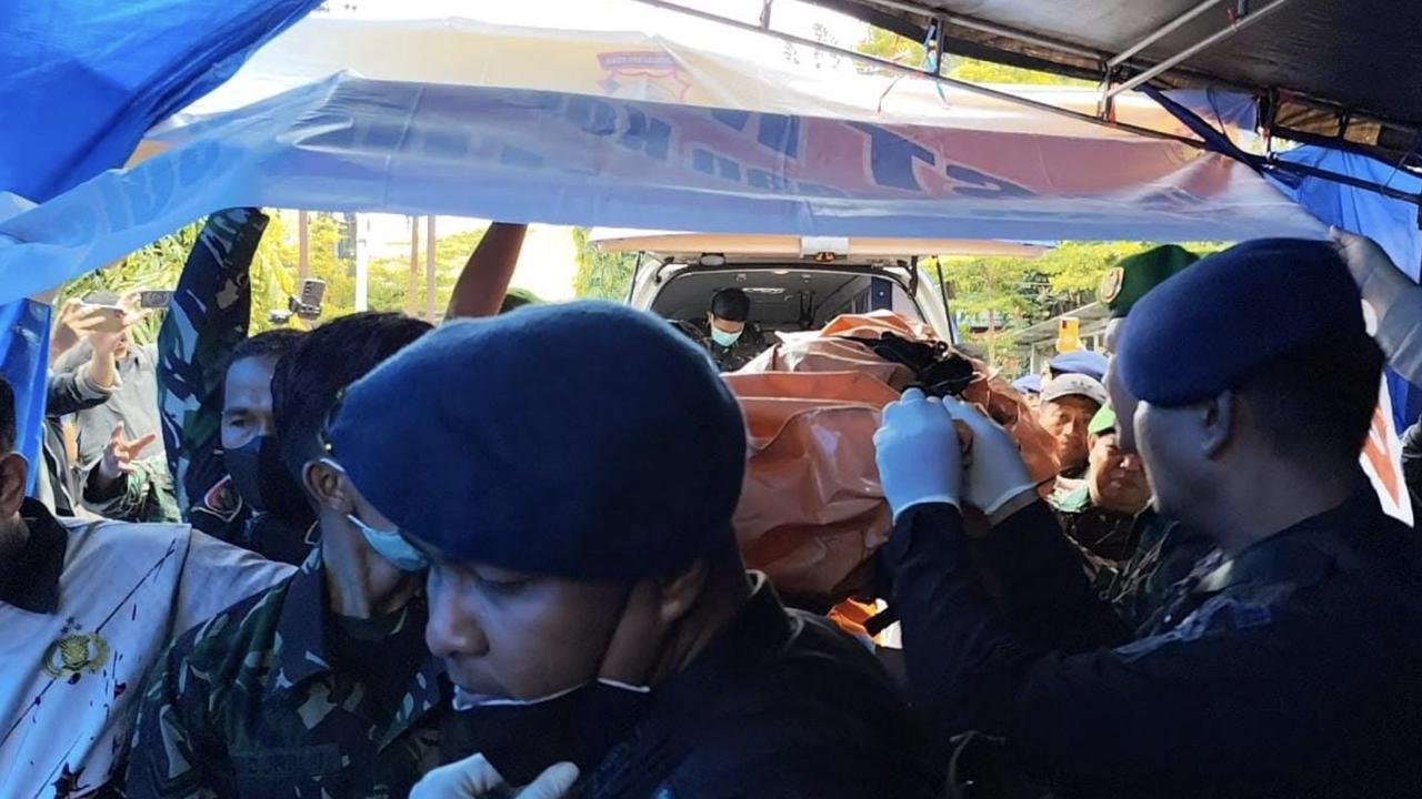 Korban Pertama ATR 42-500 Tiba di RS Bhayangkara, Dievakuasi Pakai Heli Basarnas