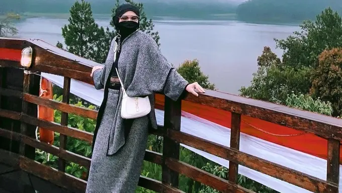 Pesona Inara Rusli Istri Virgoun yang Diselingkuhi