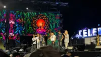 Xdinary Heroes Bikin Prambanan Jazz 2026 Bergemuruh, Band Rock Korea Tampil Energik