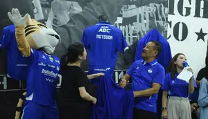 Jejak Karier Gakuto Notsuda, Gelandang Anyar Persib yang Diresmikan Bareng Ragnar Oratmangoen