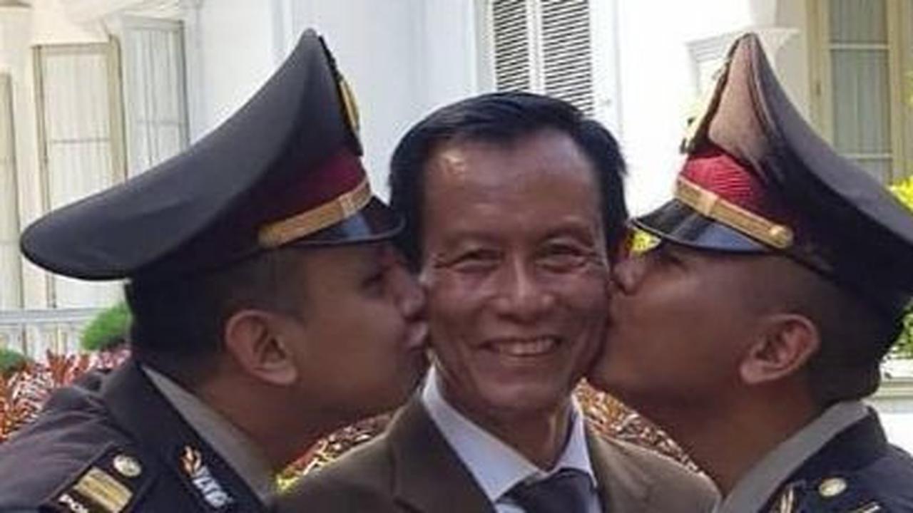 Dua putra Sutarman mengikuti jejaknya berkarier di Korps Bhayangkara.&nbsp;