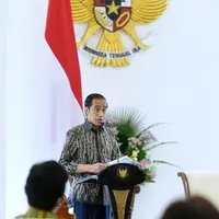 Presiden Joko Widodo atau Jokowi berharap pandemi tak mengurangi keceriaan umat kristiani di Hari Natal 2021. (Instagram/jokowi).