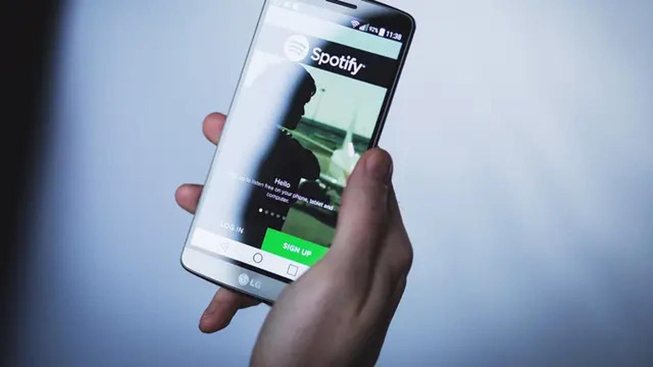 Spotify Diboikot Musisi Gara-Gara CEO Daniel Ek Investasi Jor-Joran Senjata Perang