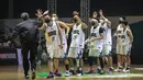 Dalam laga yang berlangsung di Hall Basket Gelora Bung Karno, Senayan, Jakarta, Tim Bambang Hermansyah yang mengenakan seragam putih-putih dimotori oleh artis ternama dan pemilik Rans Cilegon FC, Raffi Ahmad. (Bola.com/Bagaskara Lazuardi)