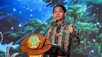 Raja Juli Bungkam Ditanya SGD 2.000 Hilang dari Amplop Bupati Kuansing