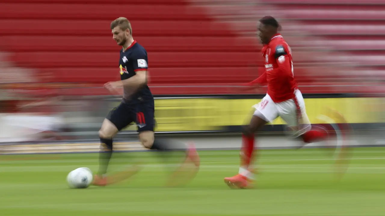 RB Leipzig Pesta Gol ke gawang Mainz 05