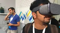 Sensasi merasakan VR dalam Daydream Google yang diperlihatkan pada Google I/O 2017. Liputan6.com/Jeko Iqbal Reza