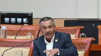 RUU Polri Mulai Digodok, DPR Kritik Aturan Sakit 12 Bulan Bisa Dipecat