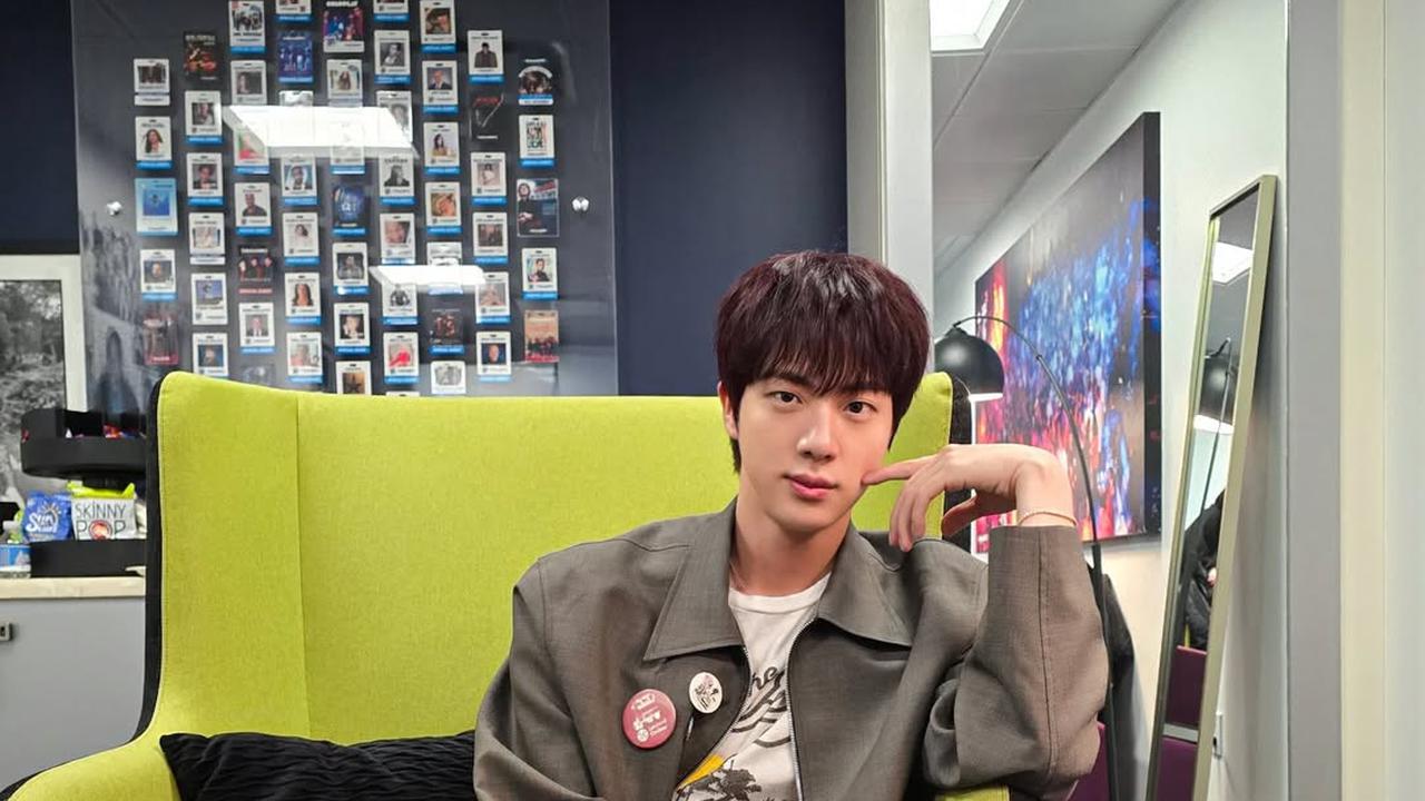 Jin BTS Donasi Rp 1,1 Miliar ke Korea University Medical Center untuk Pasien Penyakit Langka