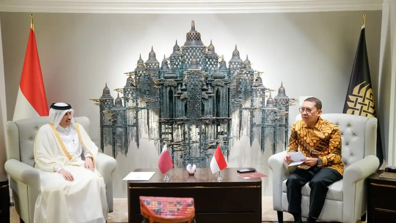 Pertemuan Menteri Kebudayaan Republik IndonesiaI Fadli Zon dengan Duta Besar Qatar untuk Indonesia Sultan bin Mubarak Saad Al-Dosari di Kantor Kementerian Kebudayaan, Senayan, Jakarta, pada Selasa (5/8/2026).