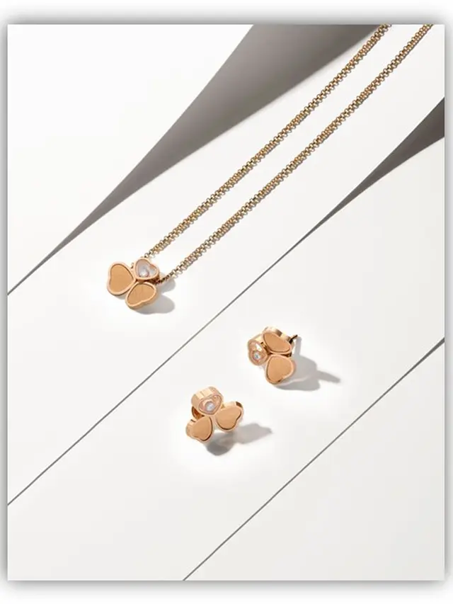 Happy Hearts Wings The butterfly effect