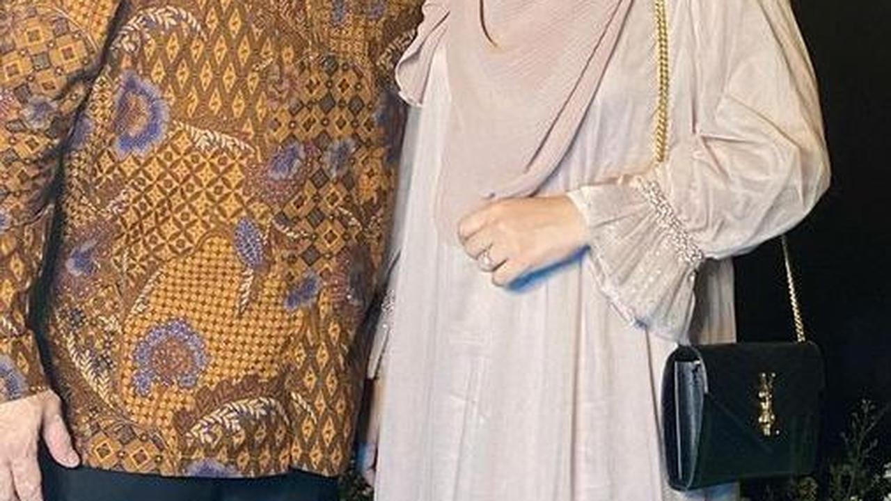 Tegku Firmansyah dan Istri