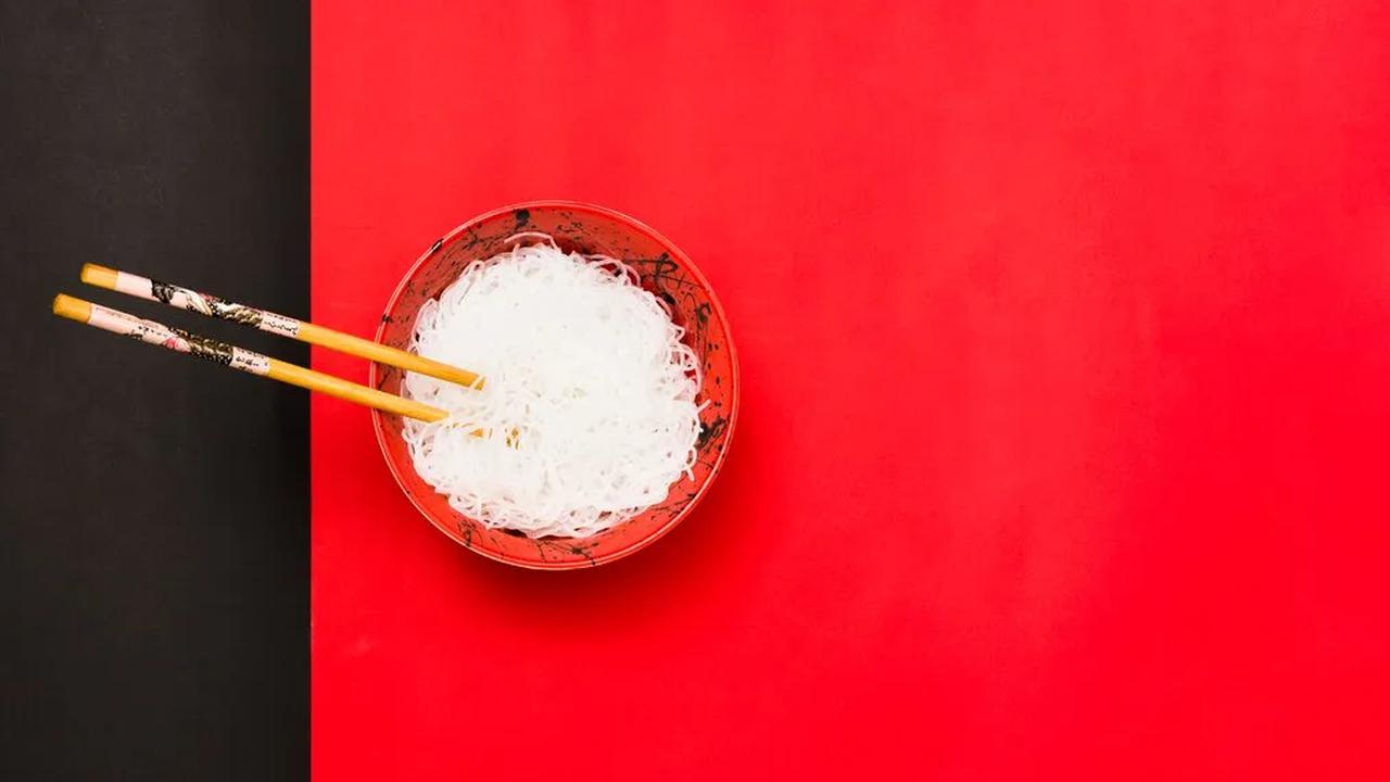 Pilihan antara bihun dan soun dapat disesuaikan dengan preferensi rasa dan kebutuhan gizi individual.