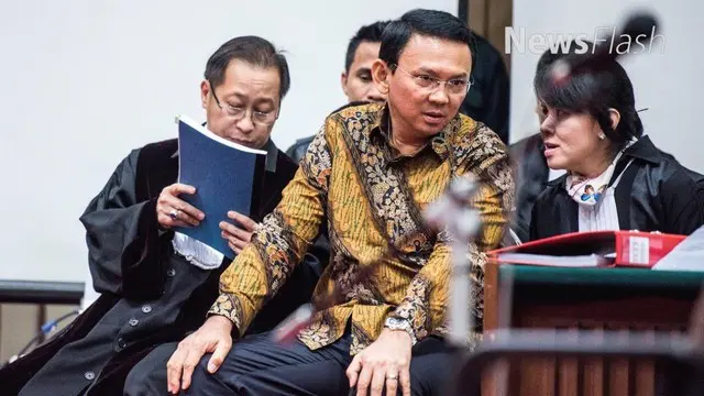 NEWS FLASH: Ini Alasan Pengacara Batal Hadirkan 1 Ahli di Sidang Ahok