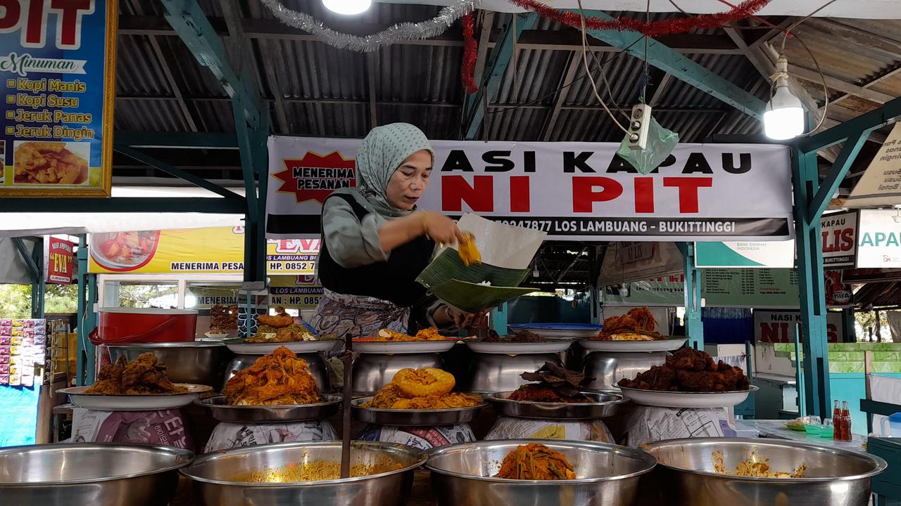 Sering Dikira Serupa, Ini Sederet Perbedaan Nasi Kapau dan Nasi Padang yang Jarang Diketahui