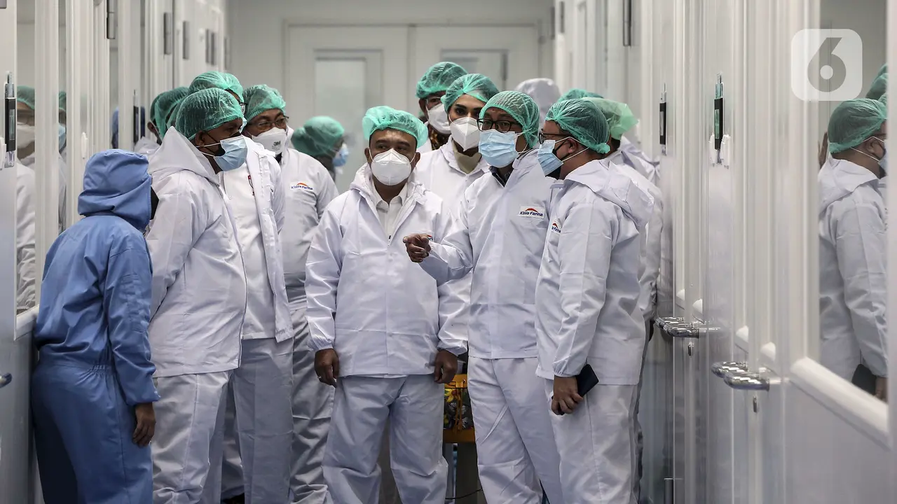 FOTO: Kimia Farma Produksi Obat COVID-19