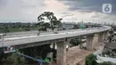 Suasana proyek pembangunan Kereta Cepat Jakarta-Bandung di kawasan Halim Perdanakusuma, Jakarta, Selasa (8/3/2022). KCIC terus mengejar penyelesaian proyek untuk bisa berjalan sesuai dengan target pengoperasian yang telah ditetapkan pada Juni 2023. (merdeka.com/Iqbal S. Nugroho)