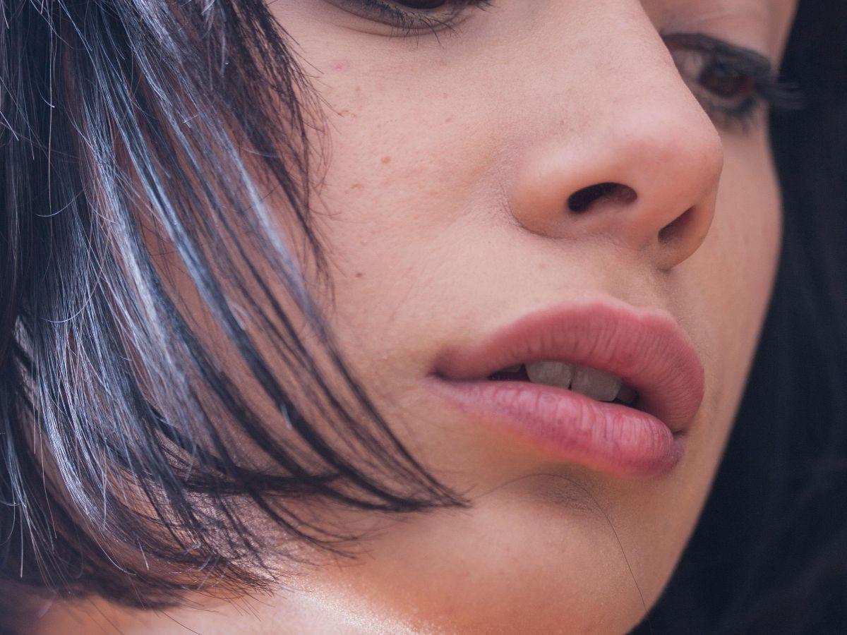 Tips Umum Saat Mencukur Bulu Hidung Secara Alami