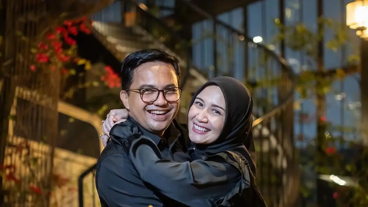 Potret Perayaan Ultah Sahrul Gunawan ke-48, Dine Mutiara Beri Kejutan Spesial