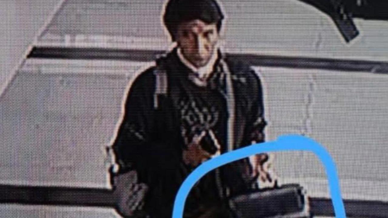 Viral! Aksi Pencurian Tas di Stasiun Tawang Terekam CCTV, Pelaku Masih Diburu