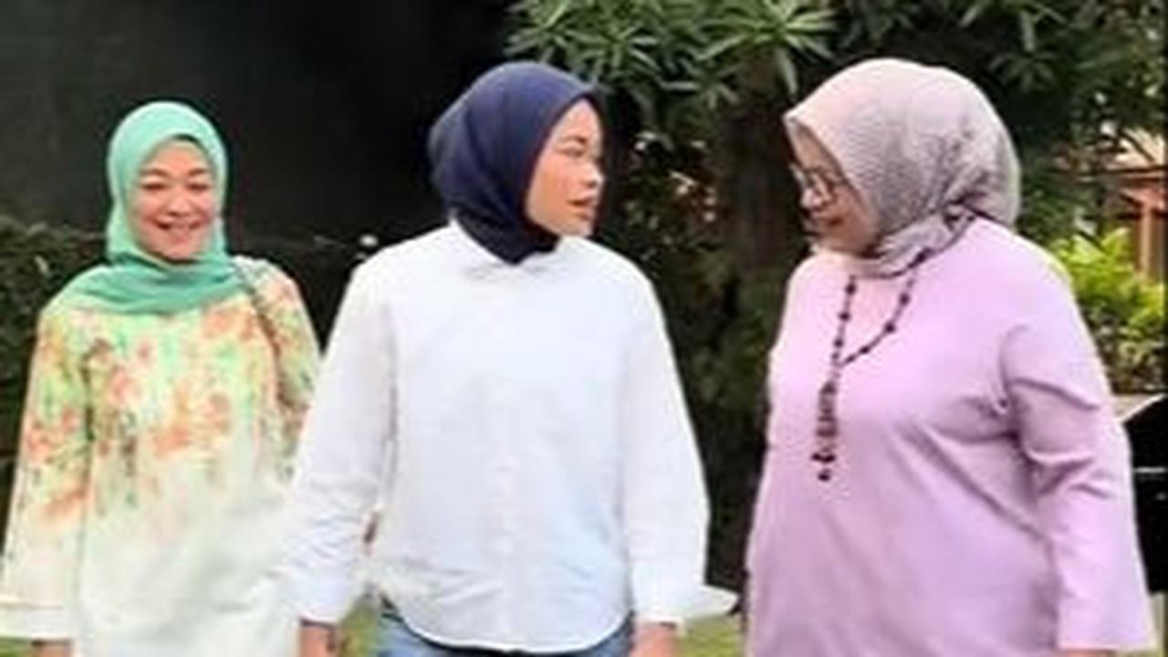 Cak Imin menikah dengan perempuan bernama Rustini Murtadho sekitar tahun 1995 silam. <br>
